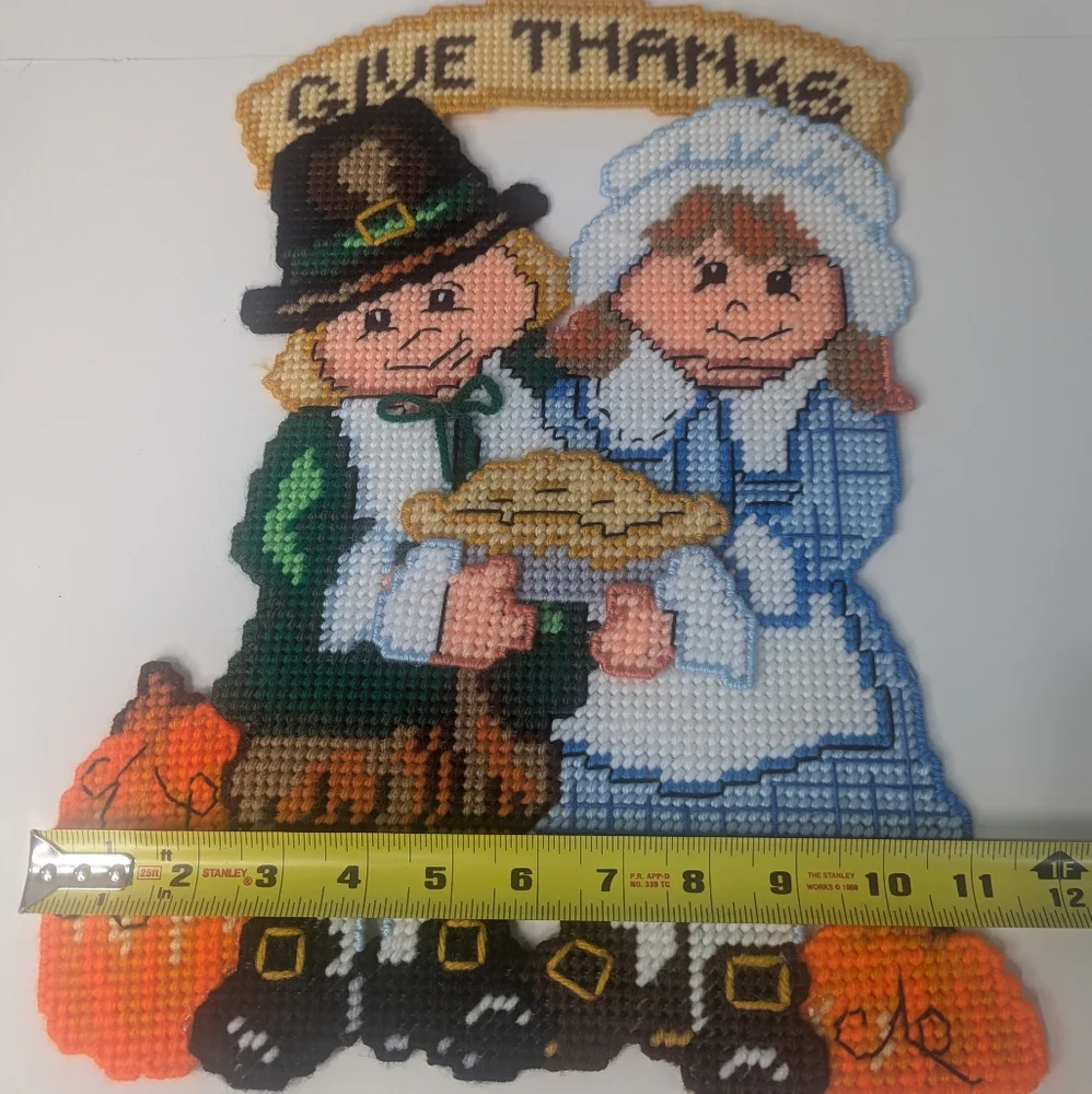 Thanksgiving Pilgrim Boy and Girl Fall Handmade Plastic Canvas Decoration